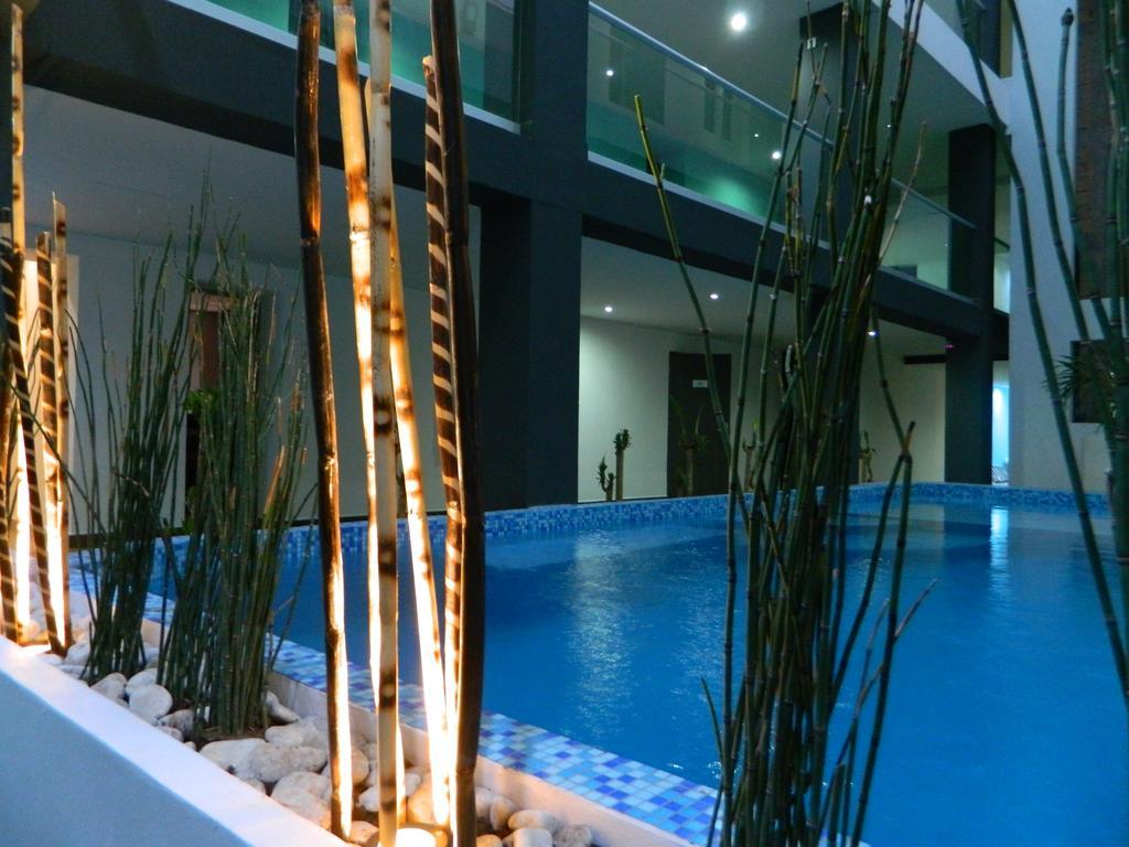 Hotel Flamingo Mérida Exteriör bild