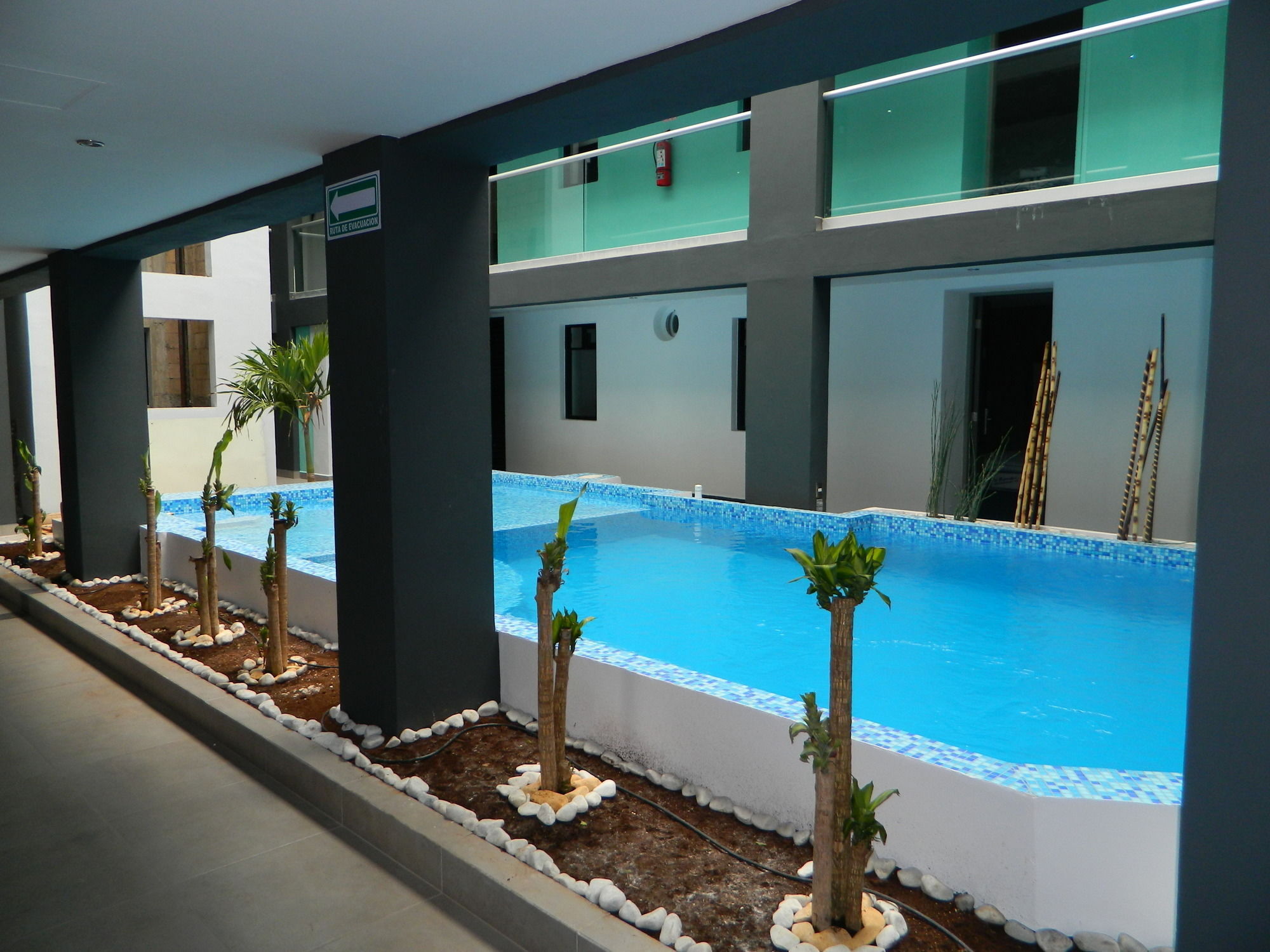 Hotel Flamingo Mérida Exteriör bild